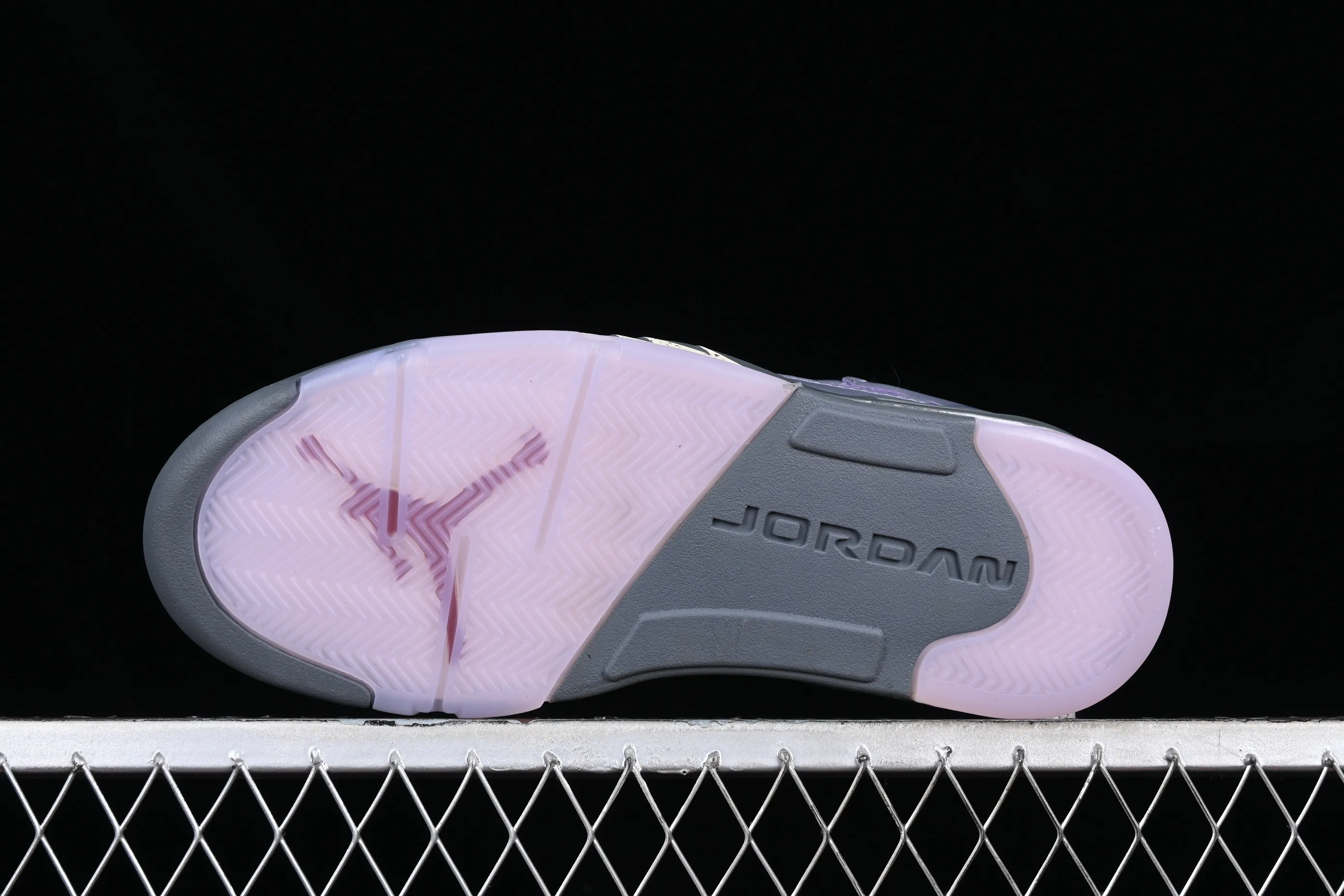 All categories Air Jordan Jordan series basketball shoes Air Jordan 5 G version Air Jordan 5 Low "Indigo Haze" AJ5 Joe 5 3M reflective indigo fog color low-top basketball shoes FJ4563-500
